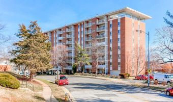 5250 VALLEY FORGE Dr 201, Alexandria, VA 22304