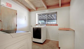 1616 SIGMA CHI Rd NE, Albuquerque, NM 87106