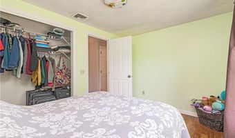 15 Caraway Dr, Johnston, RI 02919