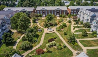 673 Metacom Ave 50, Bristol, RI 02809
