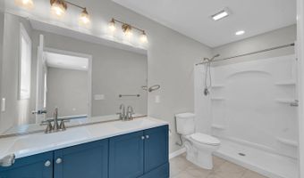 332 Beach Ave, Beachwood, NJ 08722