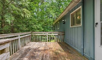 70 Meredith Ln, Barnstead, NH 03225