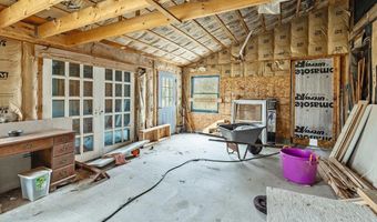 95 Center Bay Rd, Alburgh, VT 05440
