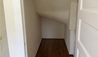 214 Saint Cloud St 4, Allentown, PA 18104