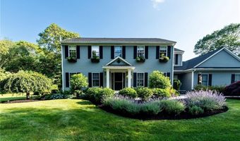 36 Beauchamp Dr, North Kingstown, RI 02874