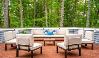 271 Red Gate Ln, Acton, ME 04001