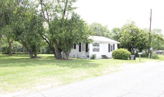 511 E 17th St, Alma, GA 31510