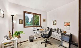 5222 Piccadilly Dr, Madison, WI 53714