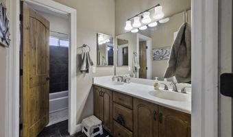 242 S BETHANY Pl, Casa Grande, AZ 85194