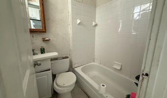 1827 Carll St, Cincinnati, OH 45225