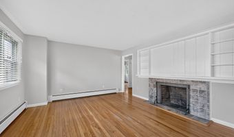 10 Seeley St, Danbury, CT 06810