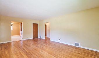 2620 Mogadore Rd, Akron, OH 44312