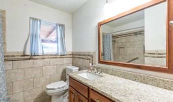 1961 River Oaks Cir, Abilene, TX 79605