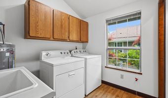 13775 SW SCHOLLS FERRY Rd 7, Beaverton, OR 97008
