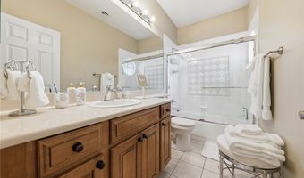 10728 Rivendell Ave, Las Vegas, NV 89135