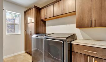 2000 Solstice Cir, Anchorage, AK 99503