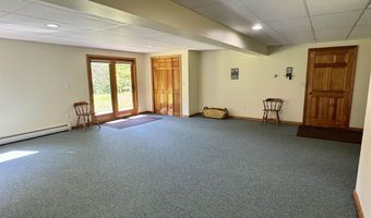 170 Sunrise Ave, Barton, VT 05822