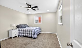 910 MONROE Ter, Dover, DE 19904