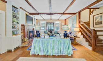 481 Cantey Ln, Camden, SC 29020