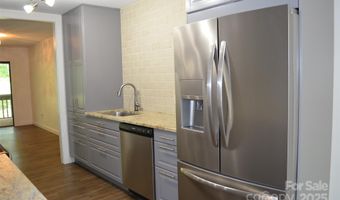 609 Crowfields Ln, Asheville, NC 28803