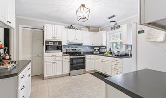 727 Old Andersonville Rd, Andersonville, GA 31711