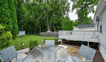 290 W Prospect Ave, Aberdeen, NJ 07735