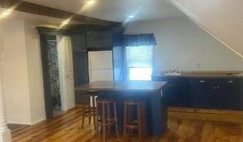 78 High St, Belfast, ME 04915