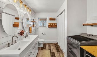 141 Kittredge Rd, Bangor, ME 04401