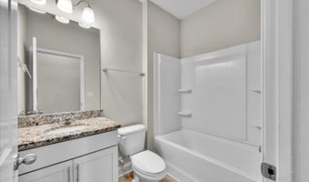 845 Deepwood Ct, Boiling Springs, SC 29316