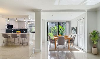 3552 Magellan Cir 122, Aventura, FL 33180