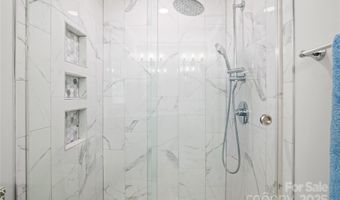 6119 Carmel Station Ave, Charlotte, NC 28226