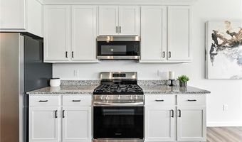 1726 Donway Pl NE, Alexandria, MN 56308