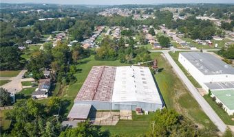 909 C St, Barling, AR 72923
