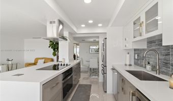 18081 Biscayne Blvd 801, Aventura, FL 33160