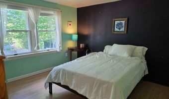 184 Carriage Hill Rd, Brattleboro, VT 05301