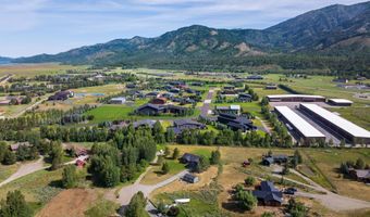 68 KELLY Ln, Alpine, WY 83128