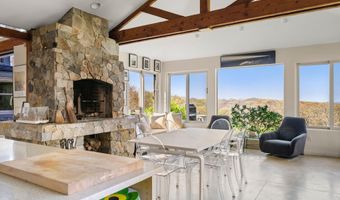 19 Locust Ln, Aquinnah, MA 02535