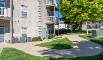 4510 Twain Cir 206, Ames, IA 50014
