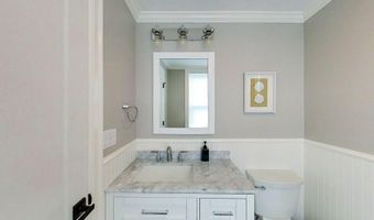 30 Prospect Hl 2, Newport, RI 02840