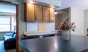 9 Kennebec Cir, Bath, ME 04530
