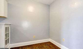 1954 COLUMBIA Rd NW #306, Washington, DC 20009