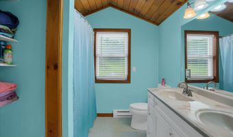 243 TATTLETOWN Rd, Aaronsburg, PA 16820