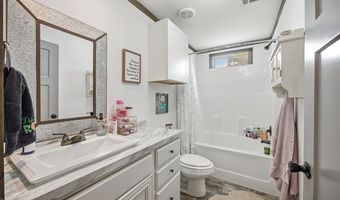 5172 S Sawmill Rd, Atoka, OK 74525