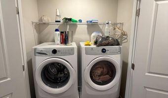 12441 OAK LEAF Ln 2, Berlin, MD 21811