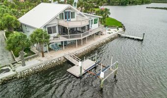 12048 W Coot Ct, Crystal River, FL 34429