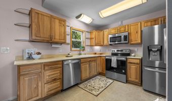 7151 Miranda Dr, Anchorage, AK 99507