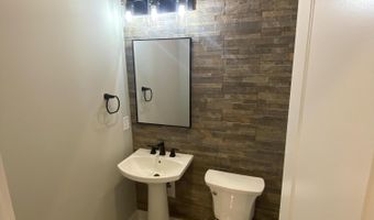 406 Summit St, Aberdeen, NC 28315