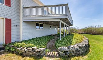 124 Houston Ave, Narragansett, RI 02882