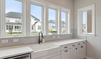 203 Weddington Park Ln, Apex, NC 27523