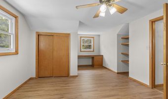 1136 W ROBERTS Ave, Appleton, WI 54914